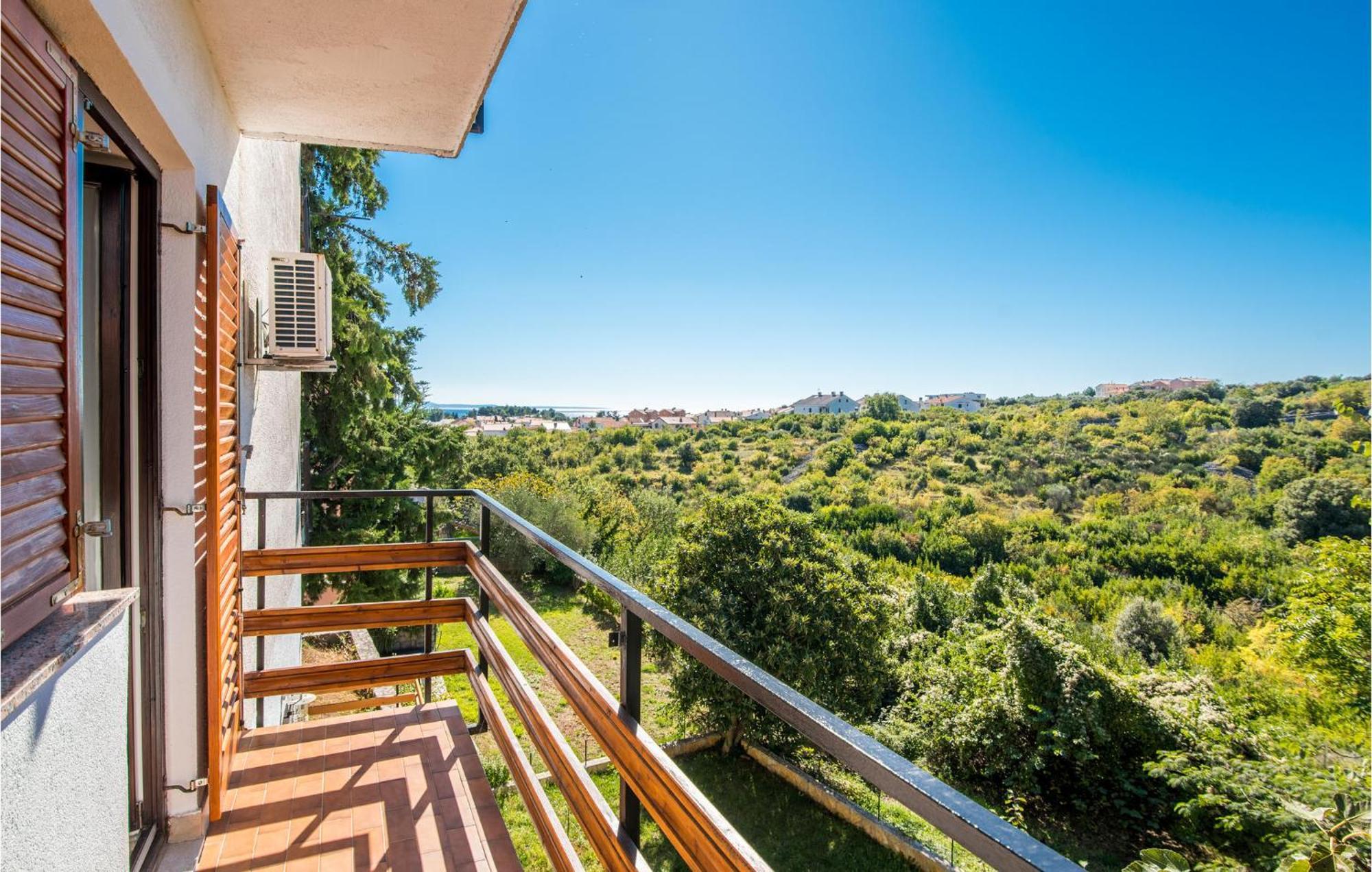 3 Bedroom Nice Apartment In Krk 克尔克 外观 照片